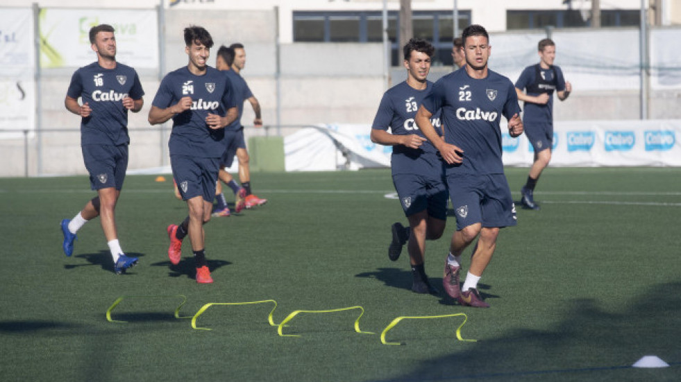 El Bergantiños empezará contra la Gimnástica de Torrelavega y acabará ante el Oviedo B